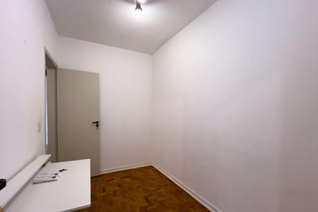 Apartamento para alugar com 125m², 3 quartos e sem vaga Apartamento para alugar com 125m², 3 quartos e sem vagaQuarto de serviço