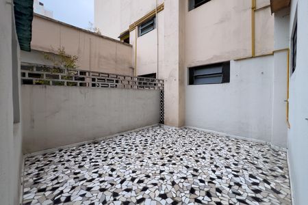 Apartamento para alugar com 125m², 3 quartos e sem vaga Apartamento para alugar com 125m², 3 quartos e sem vagaQuintal