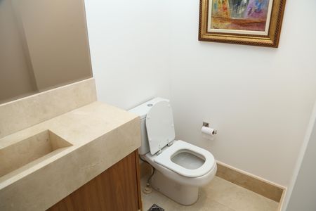 Apartamento à venda com 227m², 4 quartos e 3 vagasLavabo