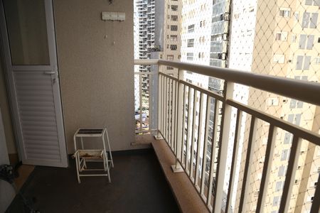 Apartamento à venda com 227m², 4 quartos e 3 vagasVaranda