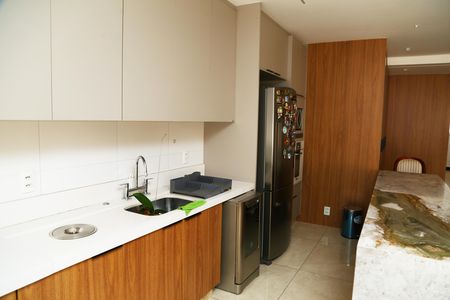 Apartamento à venda com 227m², 4 quartos e 3 vagasCozinha