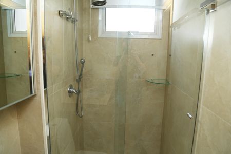 Apartamento à venda com 227m², 4 quartos e 3 vagasBanheiro 2