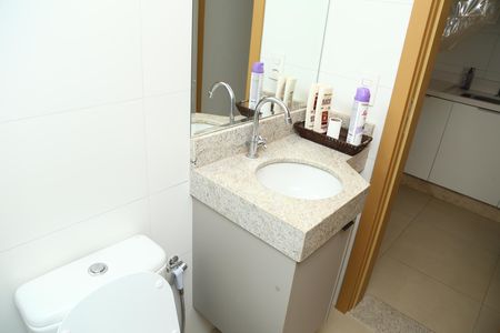 Apartamento à venda com 227m², 4 quartos e 3 vagasBanheiro 5