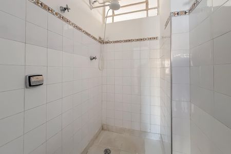 Apartamento à venda com 111m², 2 quartos e sem vaga Apartamento à venda com 111m², 2 quartos e sem vagaBanheiro da Suíte