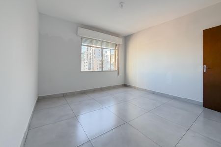 Suíte de apartamento para alugar com 2 quartos, 111m² em Centro Histórico de São Paulo, São Paulo