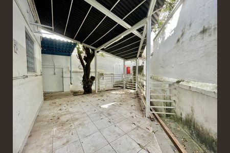Casa para alugar com 595m², 6 quartos e 3 vagas