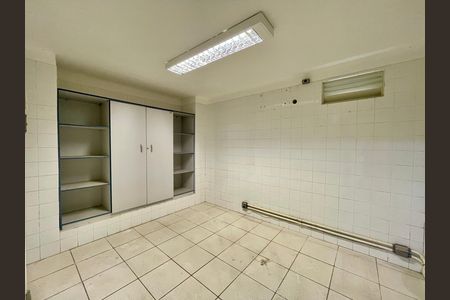 Casa para alugar com 595m², 6 quartos e 3 vagas