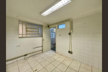 Casa para alugar com 595m², 6 quartos e 3 vagas