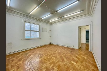 Casa para alugar com 6 quartos, 595m² em Barro Preto, Belo Horizonte