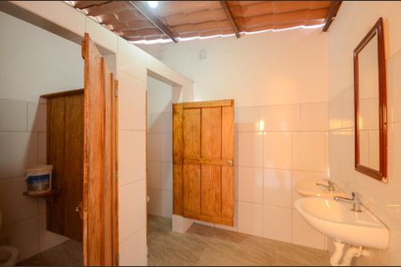 Banheiro de casa para alugar com 2 quartos, 200m² em Jardim Paulistano (zona Norte), São Paulo