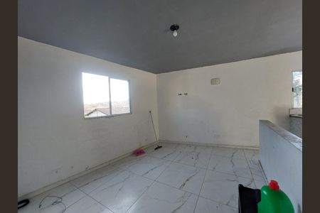 Sala de casa para alugar com 2 quartos, 59m² em Vila Ernesto, São Paulo