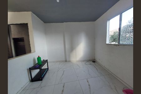 Sala de casa para alugar com 2 quartos, 59m² em Vila Ernesto, São Paulo