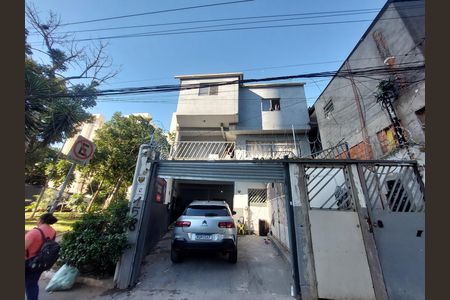 Casa para alugar com 2 quartos, 59m² em Vila Ernesto, São Paulo