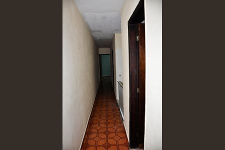 Casa para alugar com 130m², 3 quartos e 1 vaga Casa para alugar com 130m², 3 quartos e 1 vagaDetalhe - Corredor Quartos