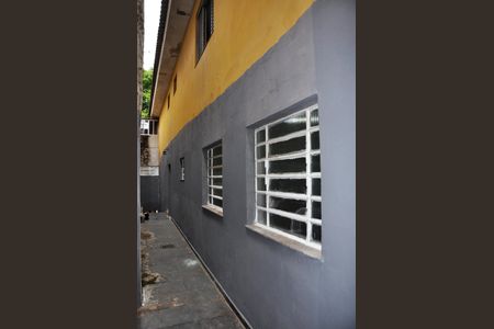 Casa para alugar com 130m², 3 quartos e 1 vaga Casa para alugar com 130m², 3 quartos e 1 vagaDetalhe - Quintal