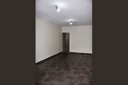 Casa para alugar com 130m², 3 quartos e 1 vaga Casa para alugar com 130m², 3 quartos e 1 vagaDetalhe - Sala com Varanda