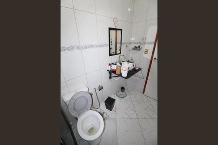 Casa para alugar com 450m², 2 quartos e 4 vagasBanheiro