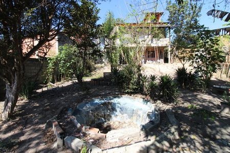 Casa para alugar com 450m², 2 quartos e 4 vagasQuintal
