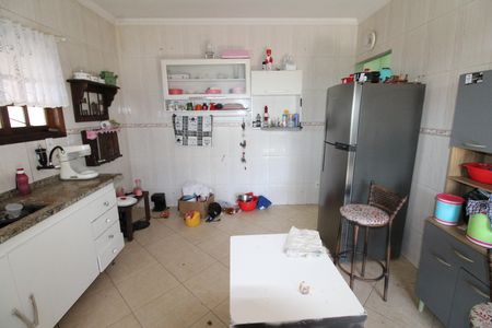 Casa para alugar com 450m², 2 quartos e 4 vagasCozinha