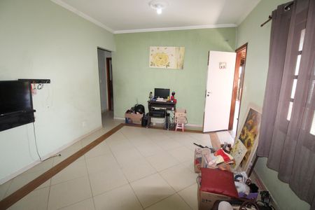 Casa para alugar com 450m², 2 quartos e 4 vagasSala