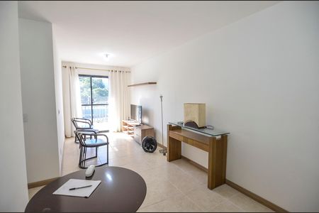 Apartamento para alugar com 62m², 2 quartos e 1 vaga Apartamento para alugar com 62m², 2 quartos e 1 vagaSala