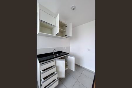 Apartamento à venda com 44m², 2 quartos e sem vaga Apartamento à venda com 44m², 2 quartos e sem vagaCozinha e Área de Serviço