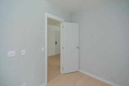 Quarto 2 de apartamento para alugar com 2 quartos, 35m² em Jardim Sabara, São Paulo