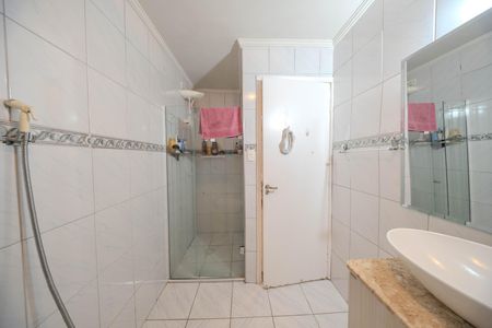 Apartamento para alugar com 90m², 2 quartos e 1 vaga Apartamento para alugar com 90m², 2 quartos e 1 vagaBanheiro