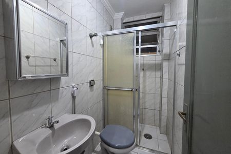 Studio para alugar com 34m², 1 quarto e sem vaga Studio para alugar com 34m², 1 quarto e sem vagaBanheiro