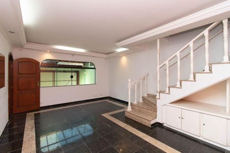 Sala de casa para alugar com 3 quartos, 140m² em Parque Edu Chaves, São Paulo