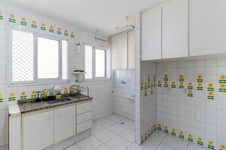Cozinha de apartamento para alugar com 2 quartos, 56m² em Campos Elíseos, São Paulo