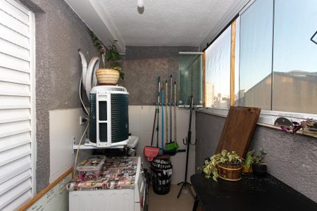 Studio para alugar com 32m², 1 quarto e 1 vaga Studio para alugar com 32m², 1 quarto e 1 vagaÁrea de Serviço