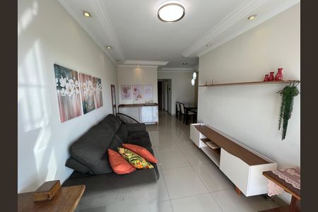 Apartamento para alugar com 75m², 3 quartos e 1 vaga Apartamento para alugar com 75m², 3 quartos e 1 vagaSala de TV