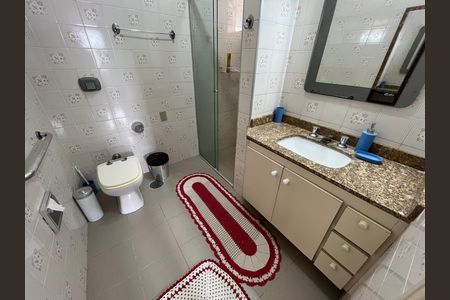 Banheiro de apartamento para alugar com 3 quartos, 75m² em Vila Pirajussara, São Paulo