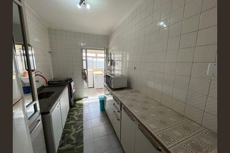 Cozinha de apartamento para alugar com 3 quartos, 75m² em Vila Pirajussara, São Paulo