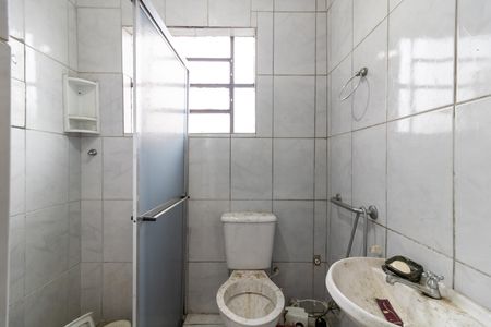 Casa para alugar com 88m², 2 quartos e 4 vagasBanheiro