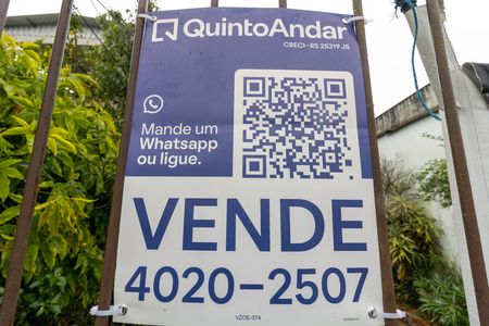 Plaquinha de casa para alugar com 2 quartos, 88m² em Cristal, Porto Alegre