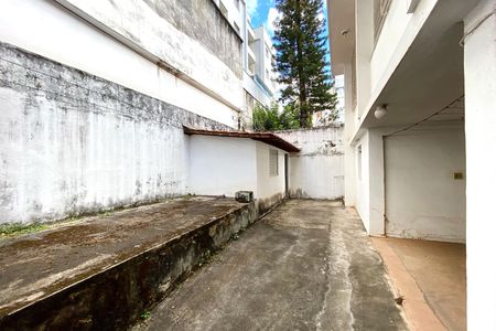 Quintal de casa à venda com 4 quartos, 360m² em Sion, Belo Horizonte