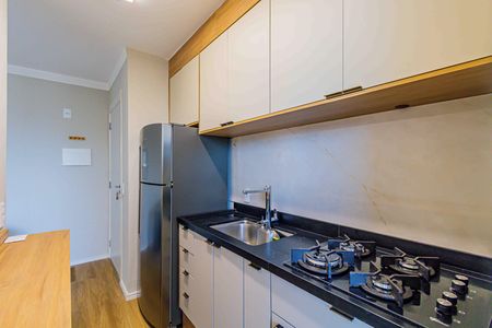 Cozinha de apartamento para alugar com 2 quartos, 44m² em Várzea da Barra Funda, São Paulo