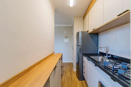 Cozinha de apartamento para alugar com 2 quartos, 44m² em Várzea da Barra Funda, São Paulo