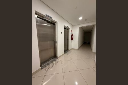 Apartamento à venda com 35m², 1 quarto e 1 vagaFoto 01