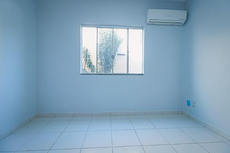 Casa à venda com 2 quartos, 150m² em Village Santa Rita, Goiânia