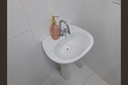 Banheiro de apartamento para alugar com 1 quarto, 40m² em Parada Inglesa, São Paulo