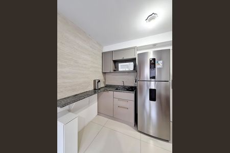 Cozinha de apartamento para alugar com 1 quarto, 40m² em Parada Inglesa, São Paulo