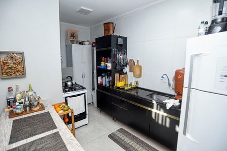 Cozinha de casa de condomínio para alugar com 3 quartos, 102m² em Mário Quintana, Viamão