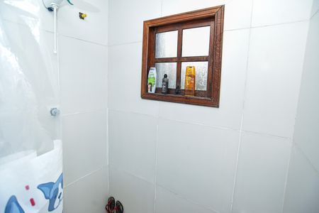 Casa de condomínio para alugar com 102m², 3 quartos e 3 vagas Casa de condomínio para alugar com 102m², 3 quartos e 3 vagasBanheiro da Suíte