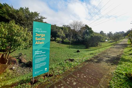 Casa de condomínio para alugar com 102m², 3 quartos e 3 vagas Casa de condomínio para alugar com 102m², 3 quartos e 3 vagasLago