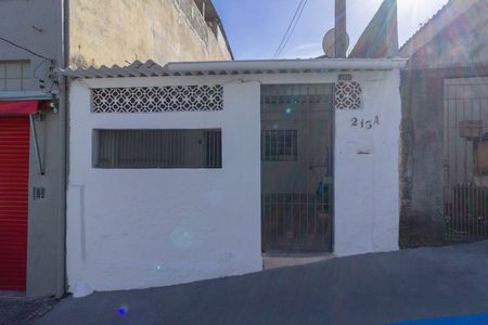 Casa para alugar com 50m², 1 quarto e sem vaga Casa para alugar com 50m², 1 quarto e sem vagaFachada