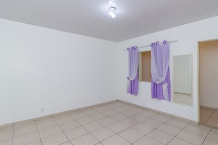 Casa para alugar com 50m², 1 quarto e sem vaga Casa para alugar com 50m², 1 quarto e sem vagaSala