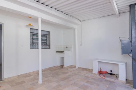 Casa para alugar com 50m², 1 quarto e sem vaga Casa para alugar com 50m², 1 quarto e sem vagaLavanderia